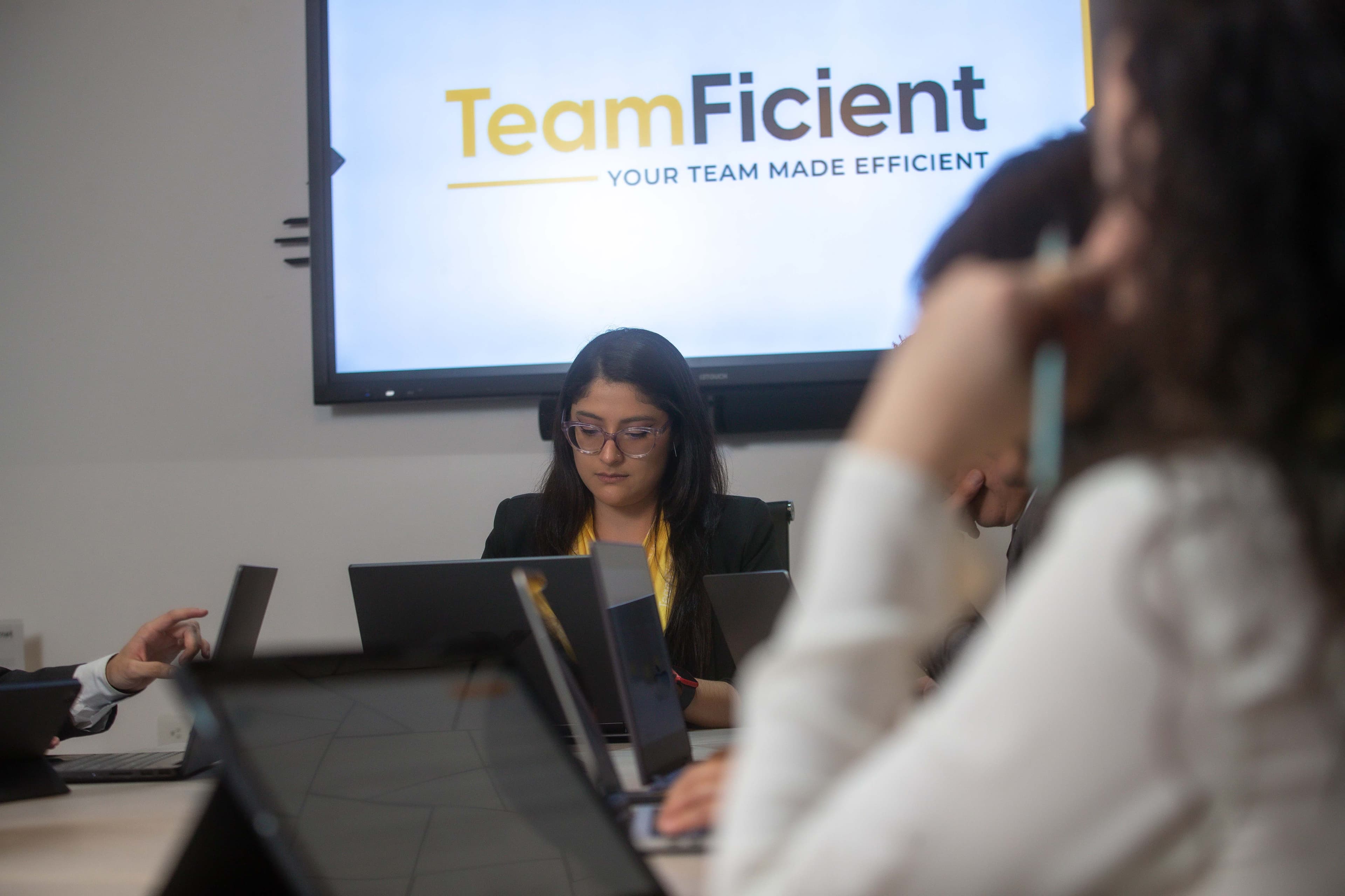 Spanish-Speaking Customer Support: How to Win the Hispanic Market